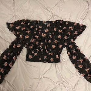 Women’s Ruffled Lulu’s Cropped Top